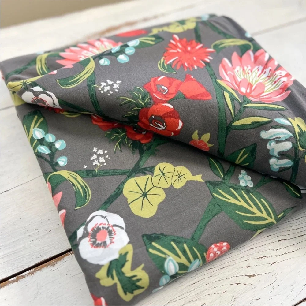 West Elm Garden Trellis Floral Duvet Cover KING Abstract Woodland Holiday Gray